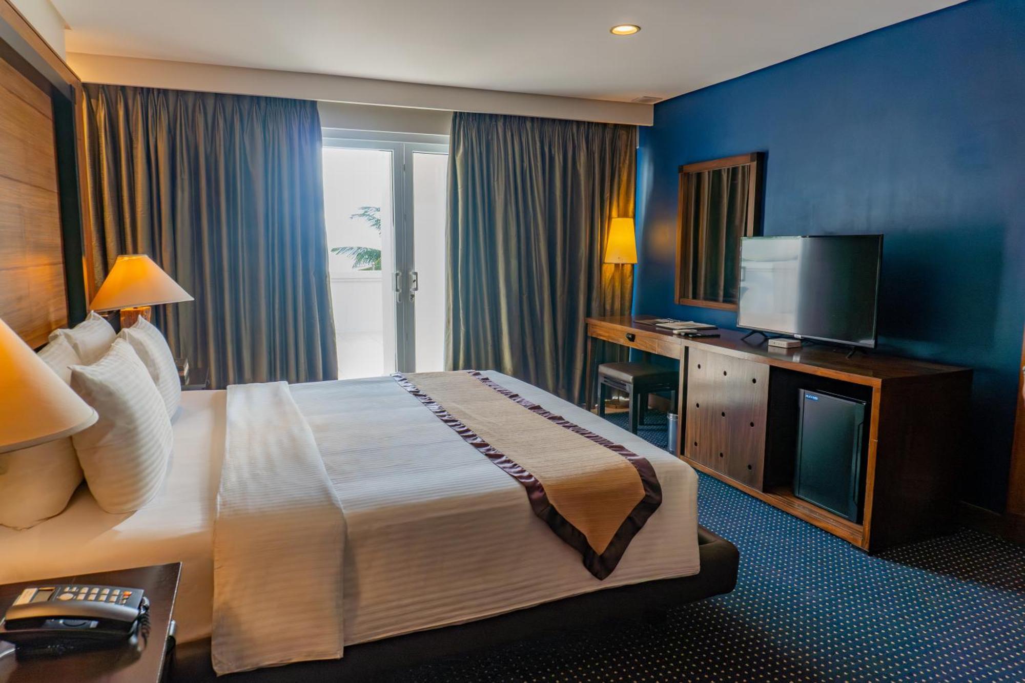 Junior Suite with Sea View,1731407471:JPEG